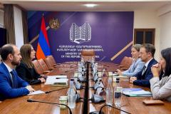 Էկոնոմիկայի նախարարությունում քննարկվել է հայկական արտադրանքի՝ գերմանական շուկա արտահանման հնարավորությունների ընդլայնման հարցը