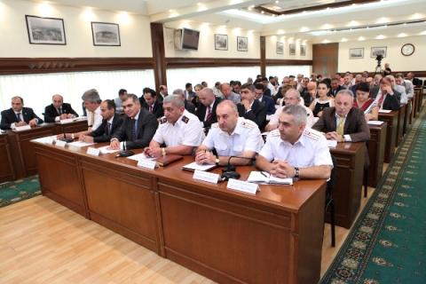 Երեւանի քաղաքապետը հանձնարարել է մանրակրկիտ ուսումնասիրել սոցծառայություններ ներկայացված բոլոր դիմումները