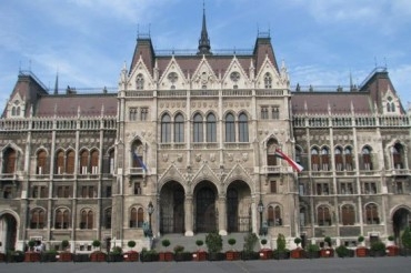 Armenian community in Hungary demands Orban’s resignation