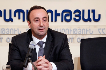 Hrayr Tovmasyan does not consider paying 100 drams illegal