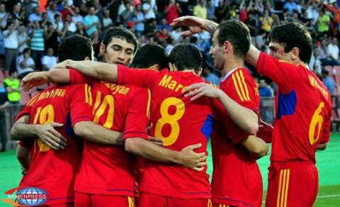 Благодаря прекрасному голу Озбилиса первый тайм встречи Армения-Болгария завершился со счетом 1:0