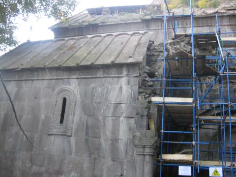 Government continues reconstruction of monasteries