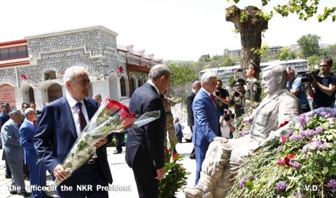 Bako Sahakyan and Serzh Sarkisyan partook in solemn events organized in Stepanakert and Shoushi
