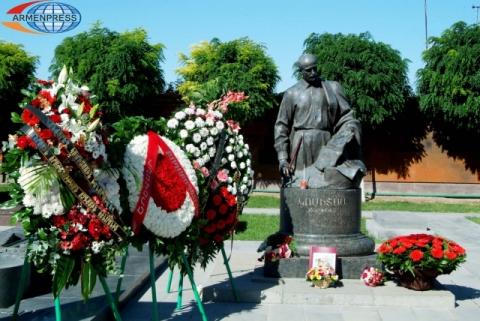 Intellectuals pay tribute to memory of Komitas