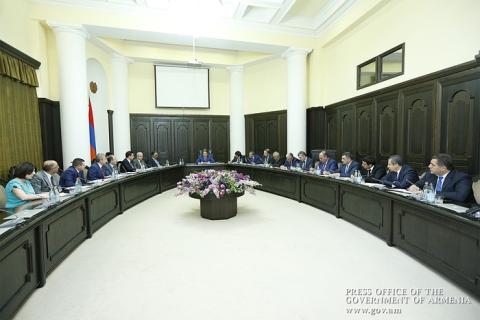 Կառավարությունում քննարկվել են ՀՀ մարզերի առաջնահերթ լուծում պահանջող խնդիրները