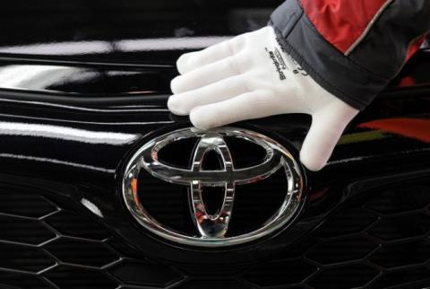 Toyota recalls 6.5 million vehicles for power window switch