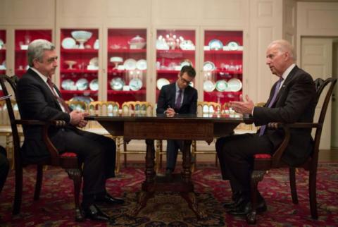 Serzh Sargsyan meets U.S. Vice President Biden in Washington