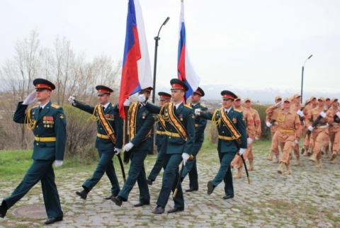 Военнослужащие ЮВО в Армении готовятся к торжественному маршу, в ознаменование Победы в Великой Отечественной войне