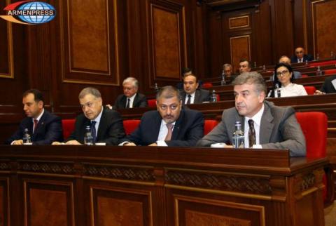 Будем иметь стабилизацию экономики: Выступление премьер-министра Армении Карена Карапетяна в НС Армении при представлении программы правительства