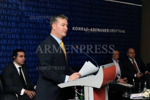 Եվրոպացիները խելամիտ են համարում ԵԱՏՄ եւ ԵՄ միջեւ Հայաստանի՝ կամուրջ լինելու գաղափարը. գերմանացի պատգամավոր