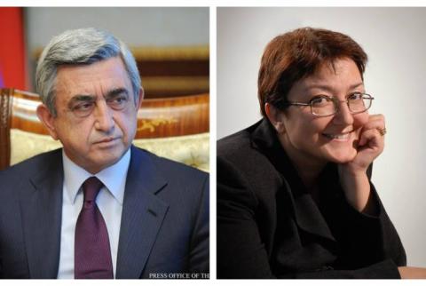 Նախագահը շնորհավորել է ՀՀ արվեստի վաստակավոր գործիչ Սոնա Հովհաննիսյանին հոբելյանի առթիվ