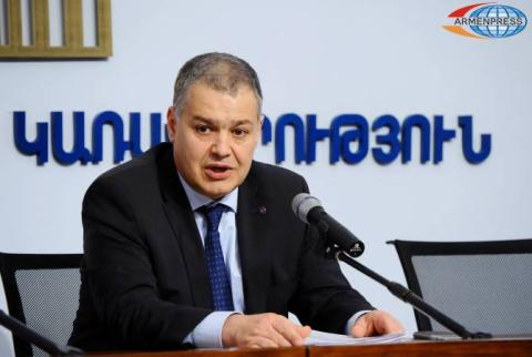 Կառավարության առաջին նիստն անցել է առանց մեծ բանավեճերի