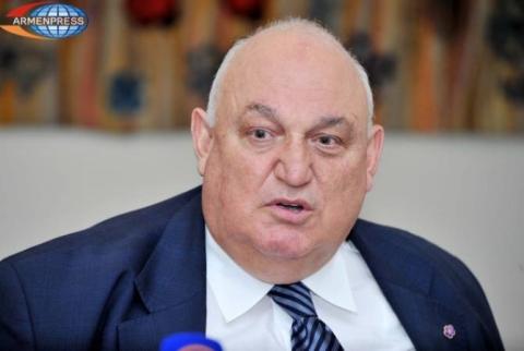 Մամուլի քարտուղարը հայտնում է Արամ Սիմոնյանի հոսպիտալացման մասին