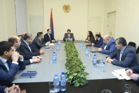 Հակոբ Արշակյանն այցելել է Քաղաքացիական ավիացիայի կոմիտե