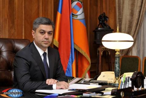 Артур Ванецян поздравил “Арменпресс” со 100-летием