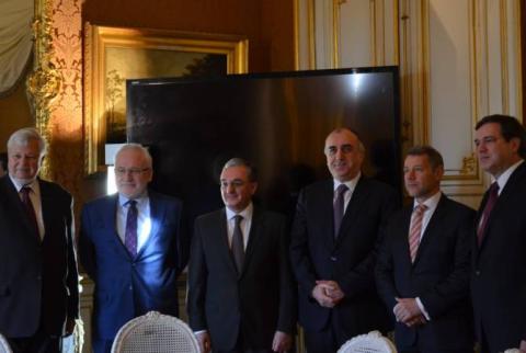 Meeting of Armenian, Azerbaijani FMs begins in Paris