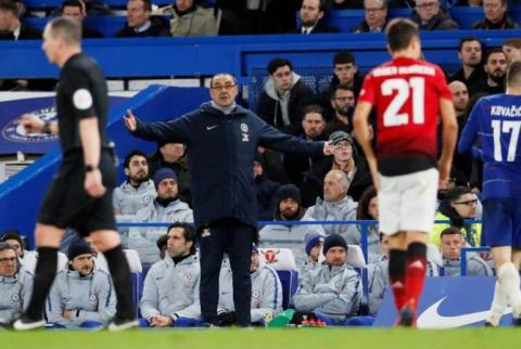 Maurizio Sarri plus que jamais vers la sortie à Chelsea