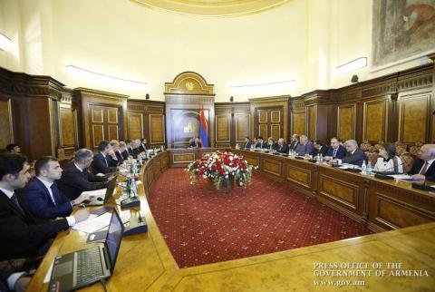 Վարչապետի մոտ տեղի է ունեցել աղետի գոտու հիմնախնդիրների լուծմանը նվիրված խորհրդակցություն