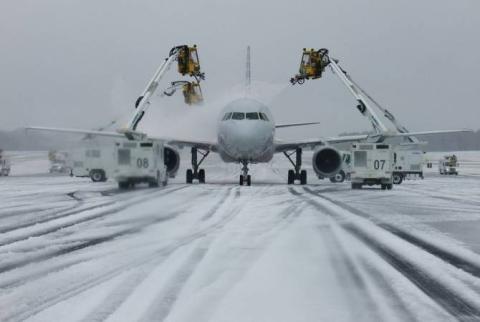 В США из-за плохой погоды отменили несколько сотен авиарейсов