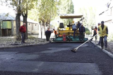 Սեւանում ավարտին է մոտենում հինգ բակային ճանապարհների հիմնանորոգման ծրագիրը