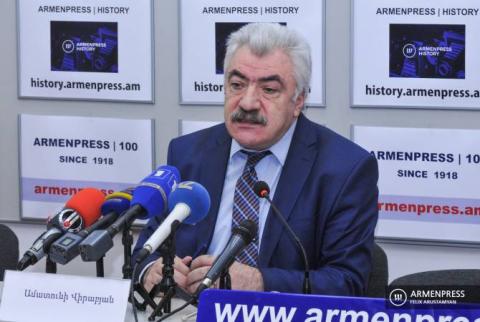 Аматуни Вирабян будет восстановлен на посту директора Национального архива: суд удовлетворил иск