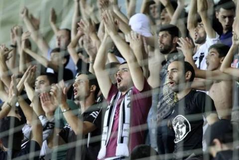 Finlandiya'da Neftçi'nin taraftarlarına Azerbaycan bayraklarıyla stadyuma girmelerine izin verilmedi