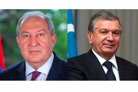 الرئيس أرمين سركيسيان يهنئ نظيره الأوزبكي شوكت ميرزيوييف بإعادة انتخابه