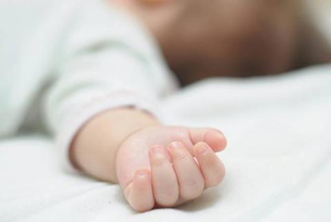 Un enfant d'un mois infecté par le COVID-19 meurt à Erevan