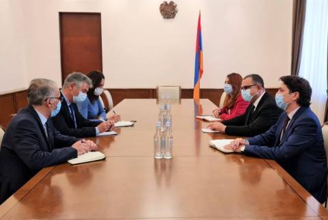 Armenia Finance Minister, ADB Country Director discuss joint program priorities