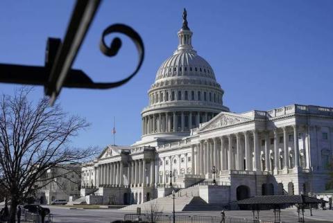 Конгресс США одобрил пакет финансирования правительства на $1,5 трлн