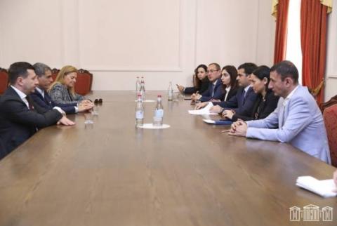 ԱԺ փոխնախագահ Հակոբ Արշակյանը եւ Հայաստան-Իսրայել բարեկամական խմբի անդամները հանդիպել են Քնեսեթի պատվիրակության հետ