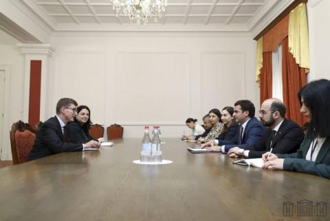 Հակոբ Արշակյանը Նիդերլանդների դեսպանին է ներկայացրել 44-օրյա պատերազմից հետո ստեղծված իրավիճակը