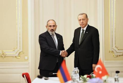 FM Cavusoglu describes Pashinyan-Erdogan meeting as “productive”