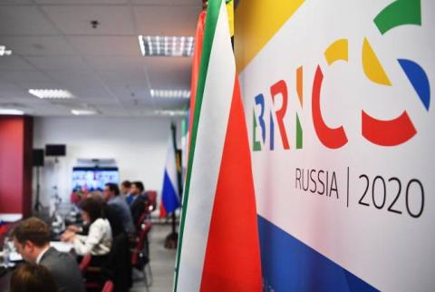 BRICS-ը դոլարով վճարումները փոխարինելու հնարավորություններ է փնտրում. ՀԱՀ-ի ԱԳ նախարար