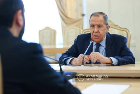 Lavrov: Rusya, Ermenistan ve Azerbaycan Dışişleri Bakanlarının yeni üçlü görüşmenin tarihi ele alınıyor