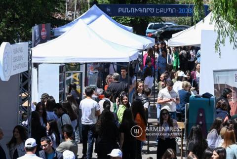 ԵՊՀ-ում մեկնարկել է «ԲանՈՒԳործ. ԵՊՀ էքսպո-2023»-ը՝ նվիրված ԵՊՀ հիմնադրման 104-ամյակին