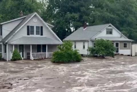 Նյու Յորքում մի շարք փողոցներ անցել են ջրի տակ․ հեղեղների հետևանքով կա 1 զոհ