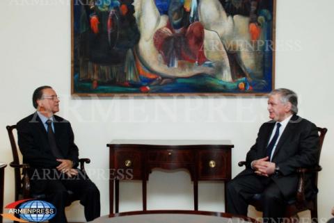 ՀՀ ԱԳ նախարար Էդվարդ Նալբանդյանն ընդունեց Բրազիլիայի
դեսպան Էդմոն Մարինյու Դուարտե Մոնտեյրուին