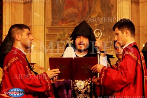 Ն.Ս.Օ.Տ.Տ. Գարեգին Բ Կաթողիկոսը կատարեց կրթության
ոլորտի աշխատողների օրհնության արարողություն