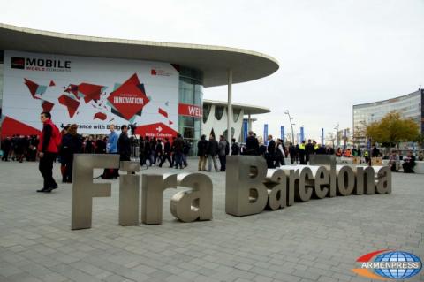 Days of our smart technology to a new generation of high-speed
connection. Mobile World Congress 2015 Part 2