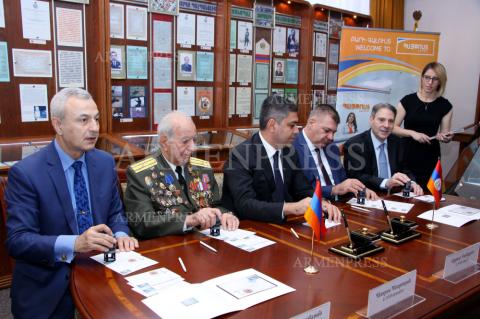 Гашение марки, посвященной 100-летию формированию
органов безопасности Армении