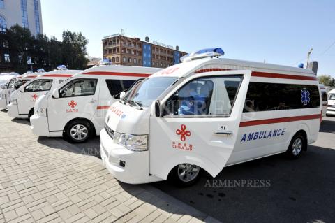 Китай подарил Армении 200 машин скорой помощи