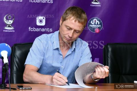 Ilshat Fayzulin extends contract with Banants until 2023