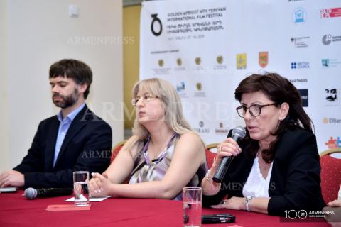 Пресс-конференция директора Национального киноцентра
Армении Шушаник Aревшатян и автора
замысла программы "Храм кино" Дэниела Берда