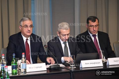 Discussion de travail sur les réformes du système de gestion
des finances publiques 2019-2023