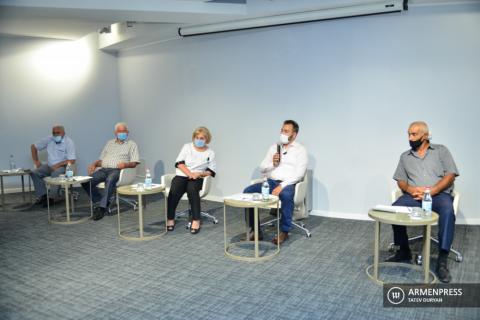 Families of 2008 March 1 victims hold news conference