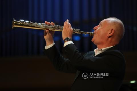 Հայաստանի պետական կամերային նվագախումբի և
իտալացի անվանի սաքսաֆոնահար Ֆեդերիկո Մոնդելչիի
համերգը