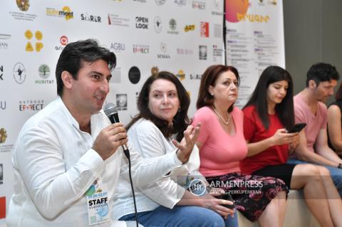 Пресс-конференция 2-го Международного Летнего
фестиваля современного танца в Армении SUMMEET