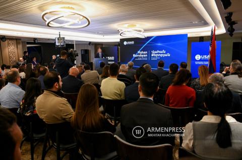 预算为2500万美元的“经济基础:为了一个有韧性的亚美尼
亚”项目的启动