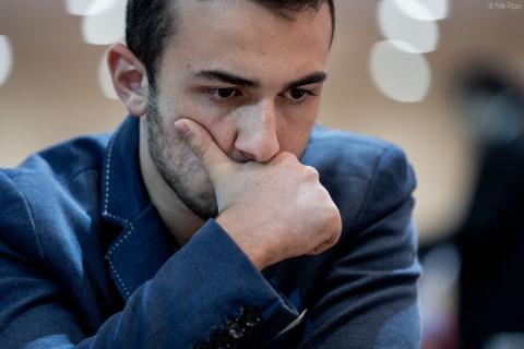 Арам Акопян отстает от лидера “Oskemen open” на 1,5 очка